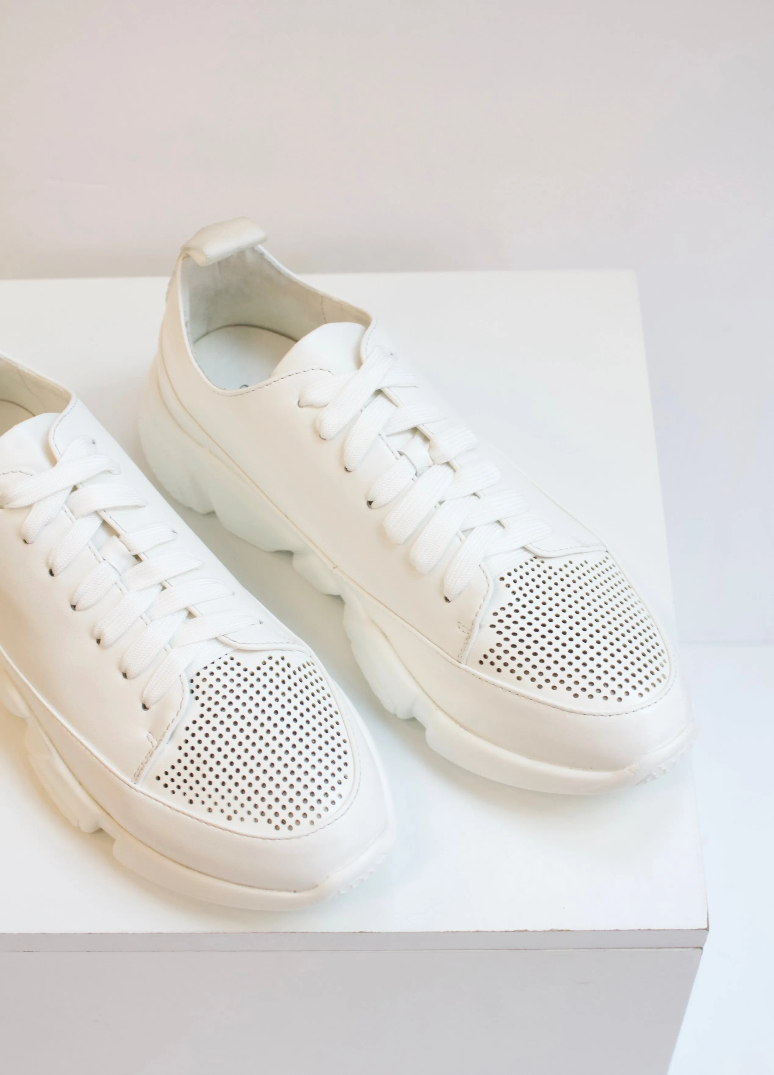 GIA White Sneaker